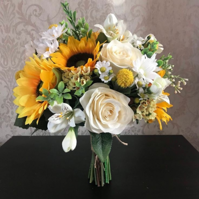 Occasion Flowers - Sunflowers, Avalanche Roses, Daisies and more.